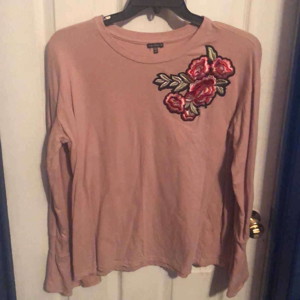 Beautiful Rose Pink Top Gorgeous Flower Accent